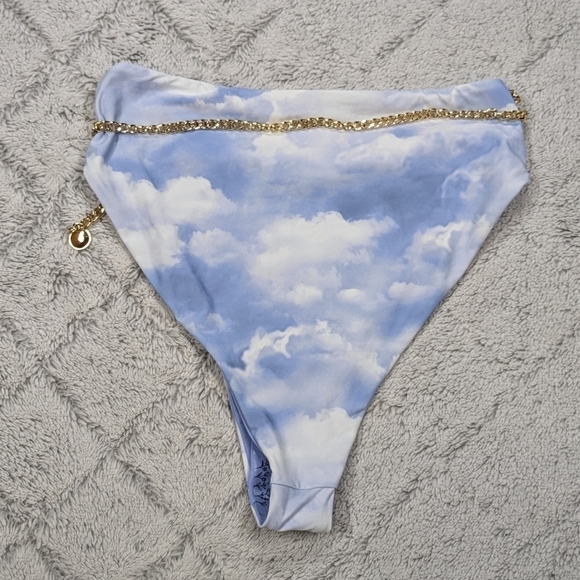 WeWoreWhat Swim Bottom Women's S Blue Powder Clouds Belted Emily Hi-Waist NEW - Picture 5 of 6